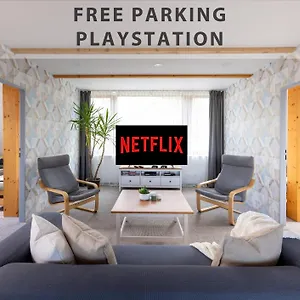 Plzenska 465 Free Parking & Ps3 Praga